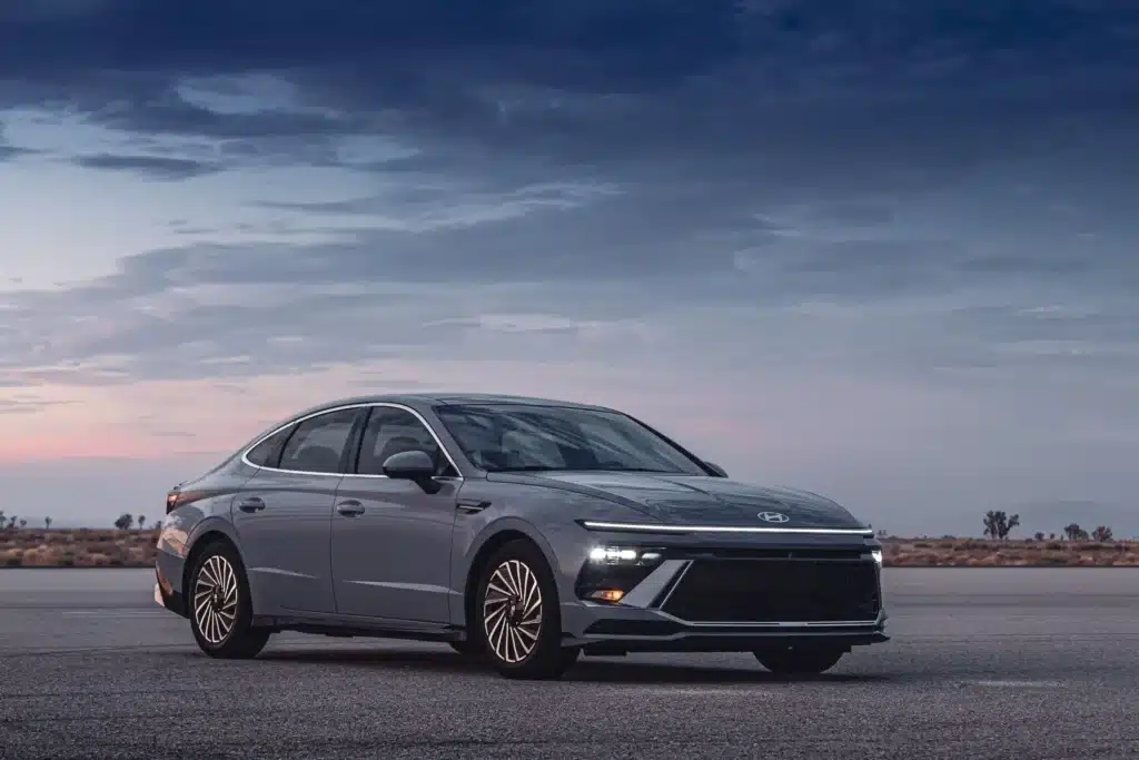 Hyundai SONATA